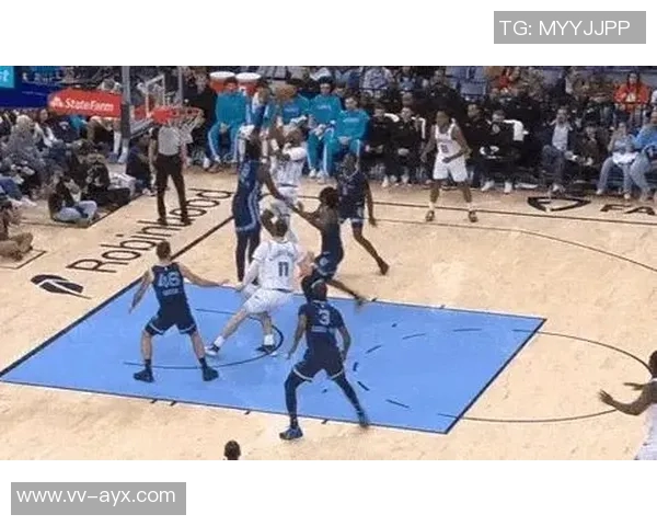 迪亚巴特：三球是现在联盟里最具感染力最让人热血沸腾的球员